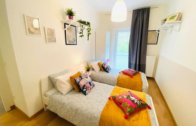 Large 3bedrooms with Terrace and Parking - Photo 6