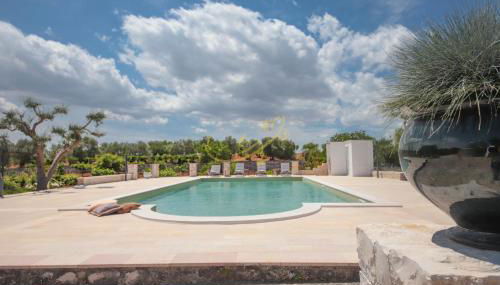 TD Trulli Benedetta w Pool in Peaceful Nature - Foto 3, Other