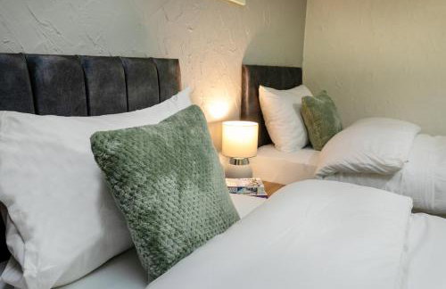 Woodhouse Stays for Contractor and Family Stay, Free Parking, Fast WiFi - Foto 28