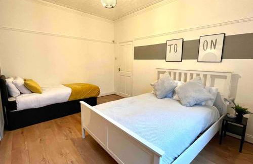 Free parking. Long stay discounts - Foto 7