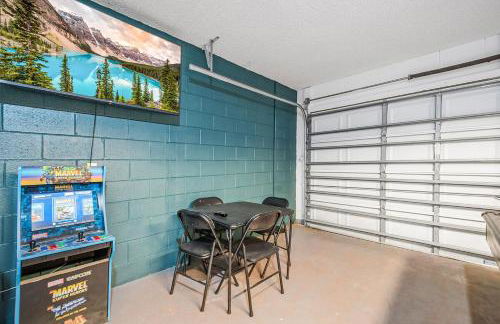 Disney-Close Lakefront Renovated 4BR Pool - Foto 7