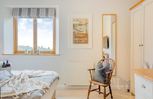 Toffee Apple - Photo 10