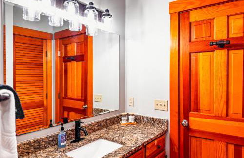 Sunset, Lake and Mtn View, Theater, Hot Tub, Xbox, Close to Sunday River - Foto 70