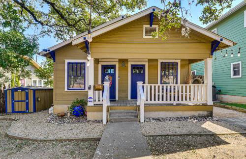 Walk to SoCo: Home w/ Decks & City Views in Austin - Foto 21