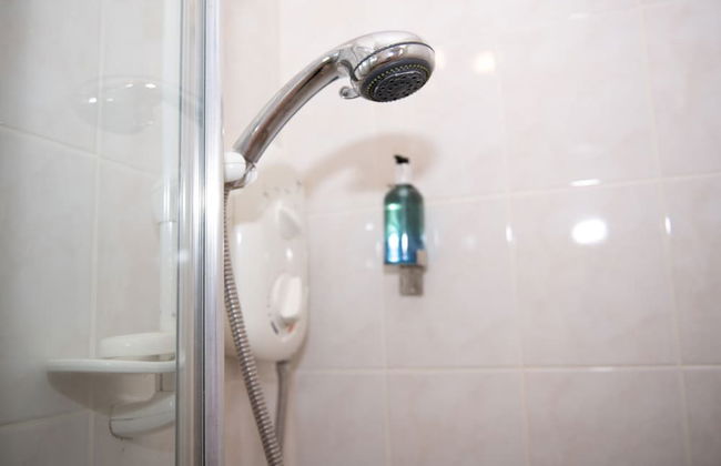 Milton House Studio Apartment Suites - Photo 40