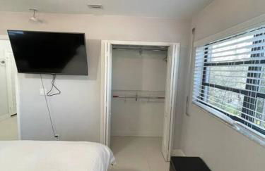 Modern Miami Oversized 3 Bedroom in Central Location - Foto 28