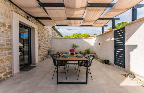 Stone House with pool Poeta - Foto 33