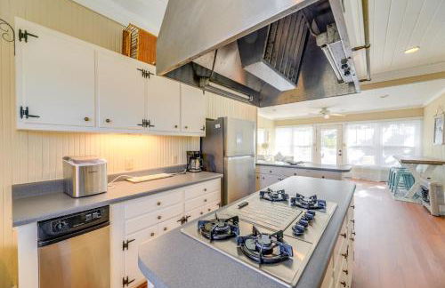 Crystal Coast Family Retreat Less Than 1 Mi to Boat Ramp! - Foto 11