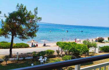 Nanas Apartment - Photo 2