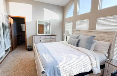 Lakefront-4BD3BA-Sleeps 12PP - Photo 10