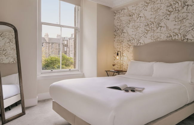 Royal Garden Apartments New Town - Photo 6