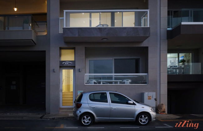 Seafront Penthouse With Unobstructed Sea Views - Photo 18