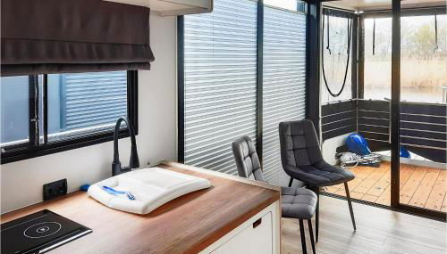 Amazing Ship In Havelsee Ot Kützkow - Foto 4