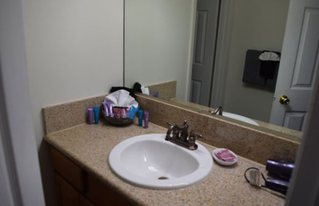 Mactavish Court Townhomes - Foto 17