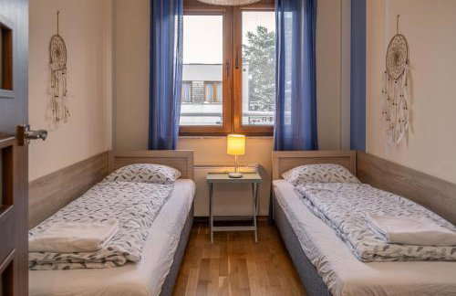 Klimatyzowany apartament przy plaży - 2 sypialnie, basen, garaż, Villa 4 Pory Roku - Foto 17