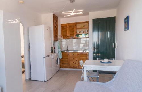 Vistas al mar y la piscina - Foto 16