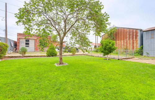 Dtwn Belleville Home with Yard Less Than 1 Mi to High Banks - Photo 23