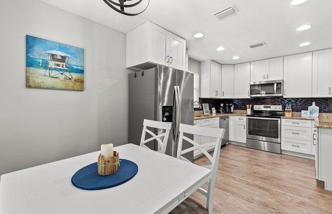 3bd, 2BA Home! Family Friendly! Close to Beach! HOT Tub! - Foto 10