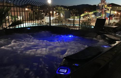 Paradise Village 115 Poolside Heaven Private Hot Tub and Ping Pong Table, Community Water Park and Kids Cove - Foto 67