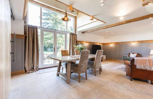 Luxury barn Retreat - sleeps 2-4, quiet location with parking - Foto 6