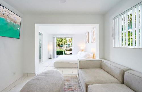 Waterfront Luxe 3BR, Pool, Hot Tub & Dock - Foto 18