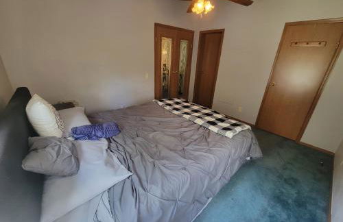 Camp Not Found - 3 Queen Bedrooms by the lake - Foto 15