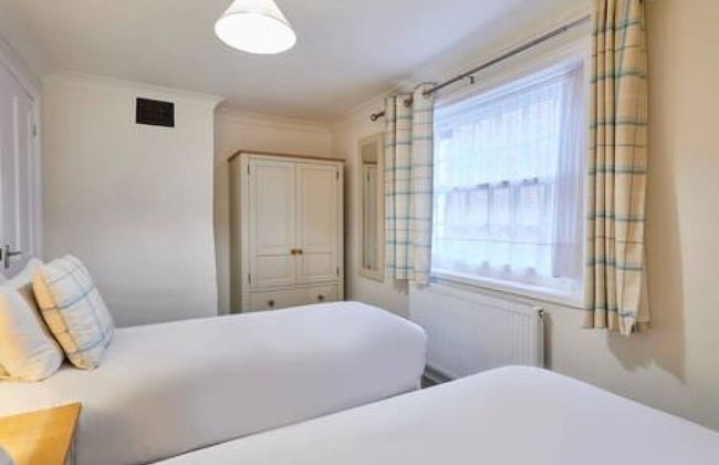 Host Stay Spring Bank Cottage - Photo 15