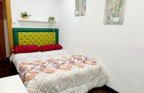 NUEVO 8 minutos ayuntamiento, 10 catedral, WIFI - Foto 5