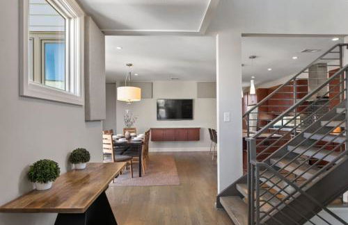 Downtown w Rooftop Deck 4 Bedrooms 3 Baths - Foto 26