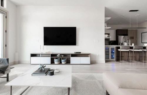 Gameday Oasis - Private Balcony - Jefferson Park - Tesoro - Foto 3
