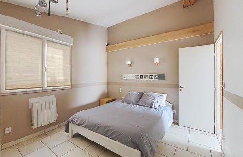 Le 34 degrés sud - 2 chambres - jardinet et jacuzzi - Foto 9