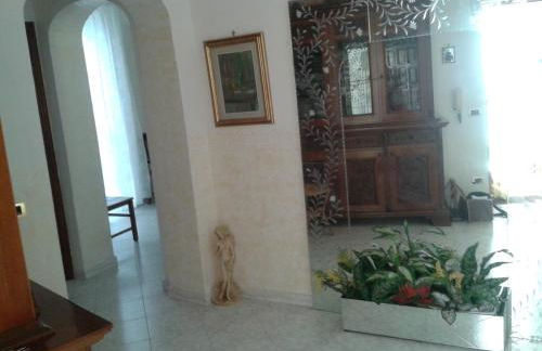 Francesca House - Photo 27