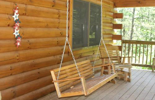 Charming Cabin Rental with a Hot Tub and Fireplace in the Smoky Mountains - Foto 11
