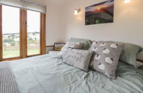 Tan Y Castell Shepherds Hut - Photo 10