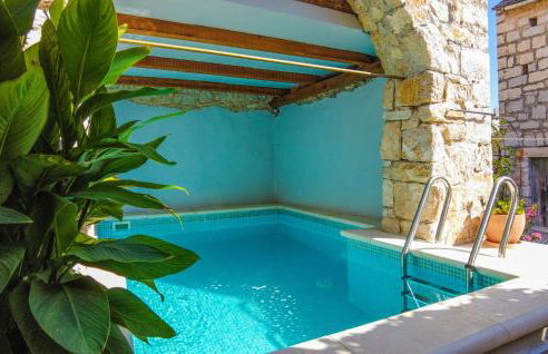 Gorgeous Home In Donje Selo - Photo 2