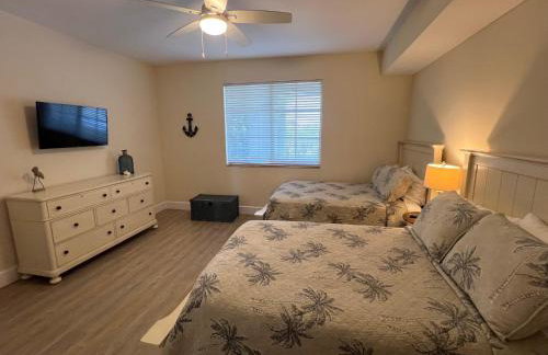 FULL TIME LIC Mgr - LUXURIOUS 3 BED 3 BATH OCEANFRONT SUITE - UPSCALE OCEANFRONT RESORT - INDOOR PICKLEBALL - SPEAKEASY! - Foto 26
