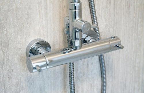 The Royal Stay at Queens Hill Sleeps 10 - Foto 25