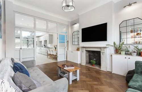 Large Modern Family Wandsworth Home - Sleeps 12 - Foto 24