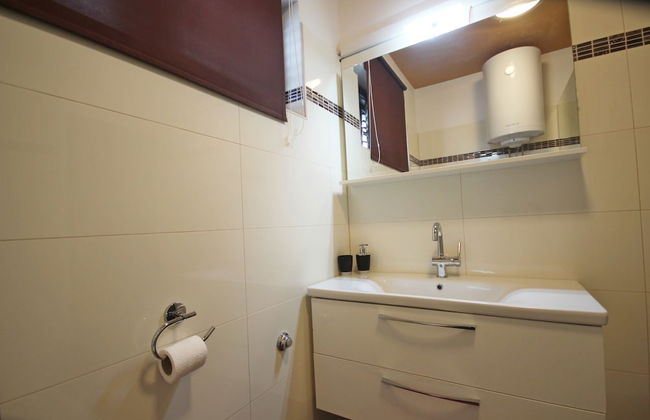 Apartment Located Directly on the Sea, With sea Views and Stunning Views - Photo 8