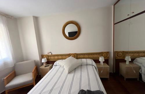 Acogedor y Amplio Apartamento familiar a pie de playa - Photo 16