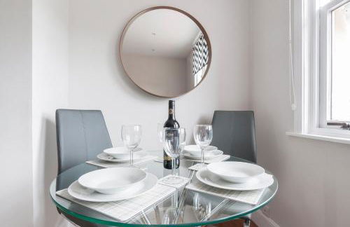 Dalkeith Three Bed Two Bath Apartment - Photo 13