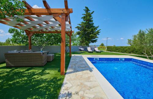 Family-friendly apartments with swimming pool Ljubac, Zadar - 14148 - Photo 11