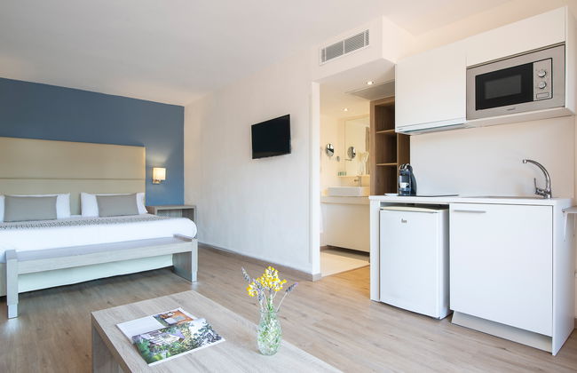 Pierre & Vacances Premium Menorca Binibeca - Foto 23