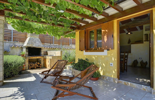 Villa in Peroj With Private Pool & Near Beach - Foto 25