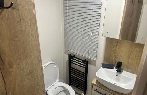 Hafan y Mor Park 3-Bed Caravan Sleeps 8 Pets Ok - Foto 5