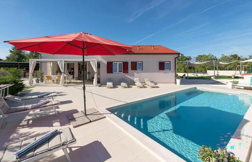 Awesome Home In Mali Vareski - Foto 2