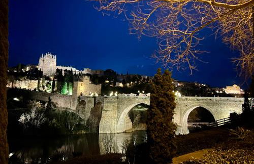 VIP ROOMS Toledo - PARKING GRATIS - 2 HABITACIONES - Foto 29