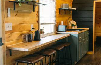 "Lumber Lodge" - Comfy & Woodsy Stay in RRG/Auxier - Foto 22