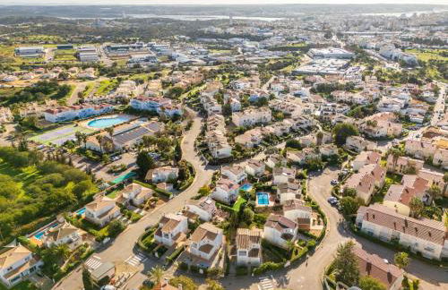 Villa Oasis, Piscina, Jacuzzi, Ténis e Praias! - Foto 50