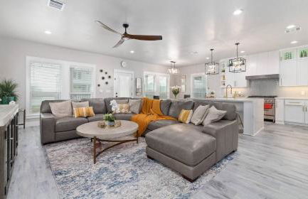 Heated Pool & Spa! Close To The Beach! - Photo 16